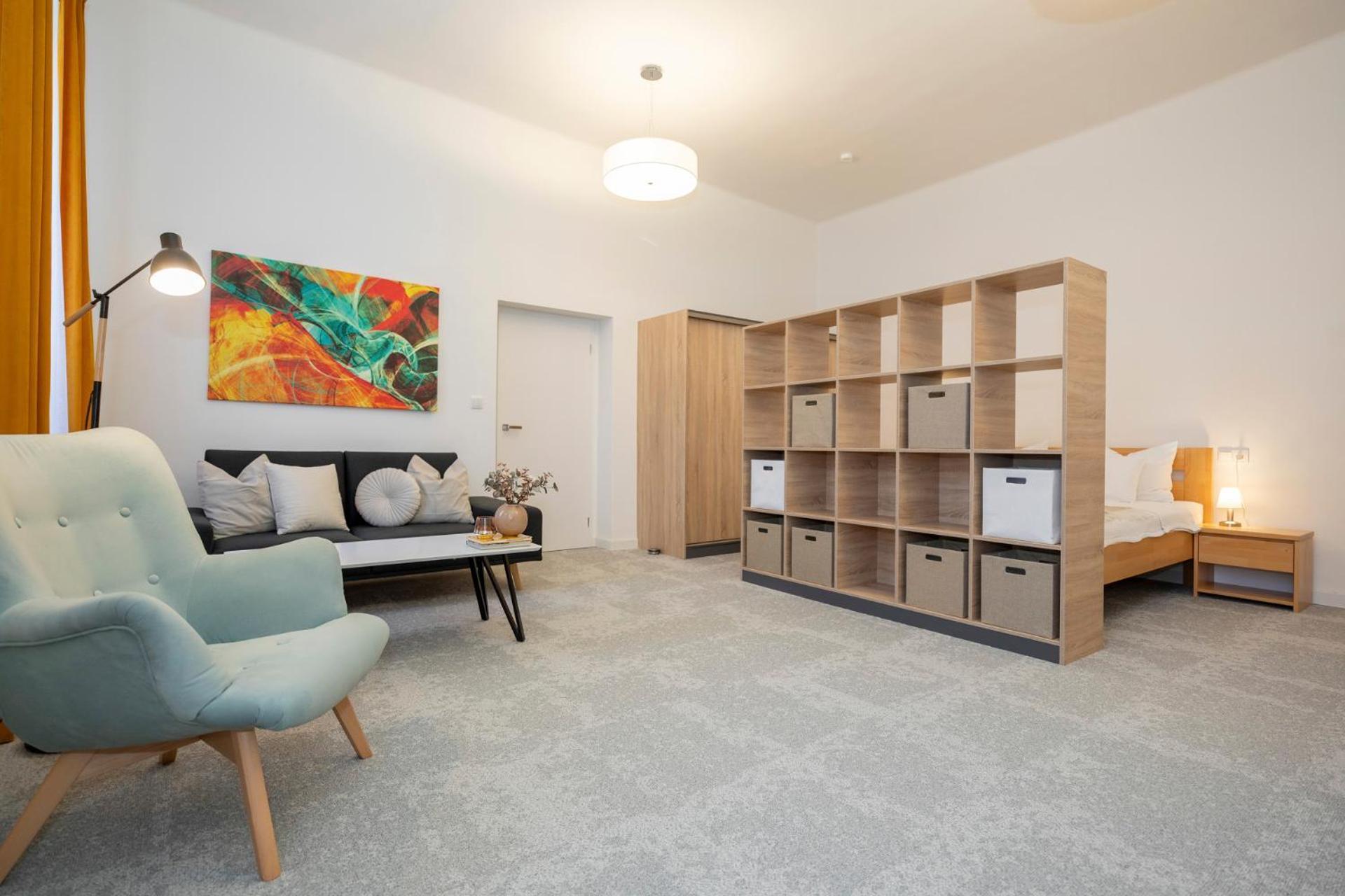 Alure Residences 10 - 24H Self Check-In & Private Parking Next To The Apartment Building Included, City Center Right On Snp Square In A Quiet Passage, New Building, Best Deal In Town Банська Бистриця Екстер'єр фото